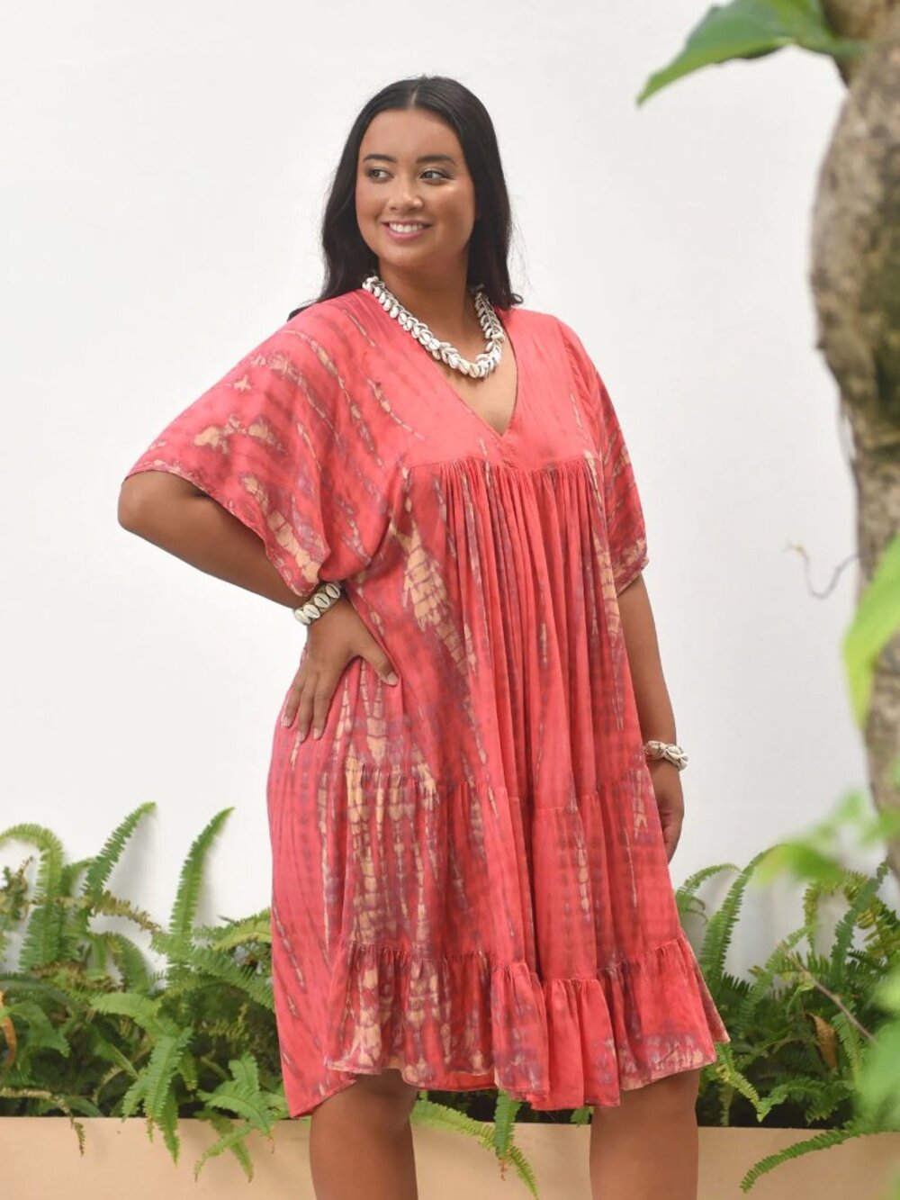 STUNNING HOT LAVA JOLENE DRESS in MOONSTONE HOT CORAL - BNWT - L/XL will fit 2XL